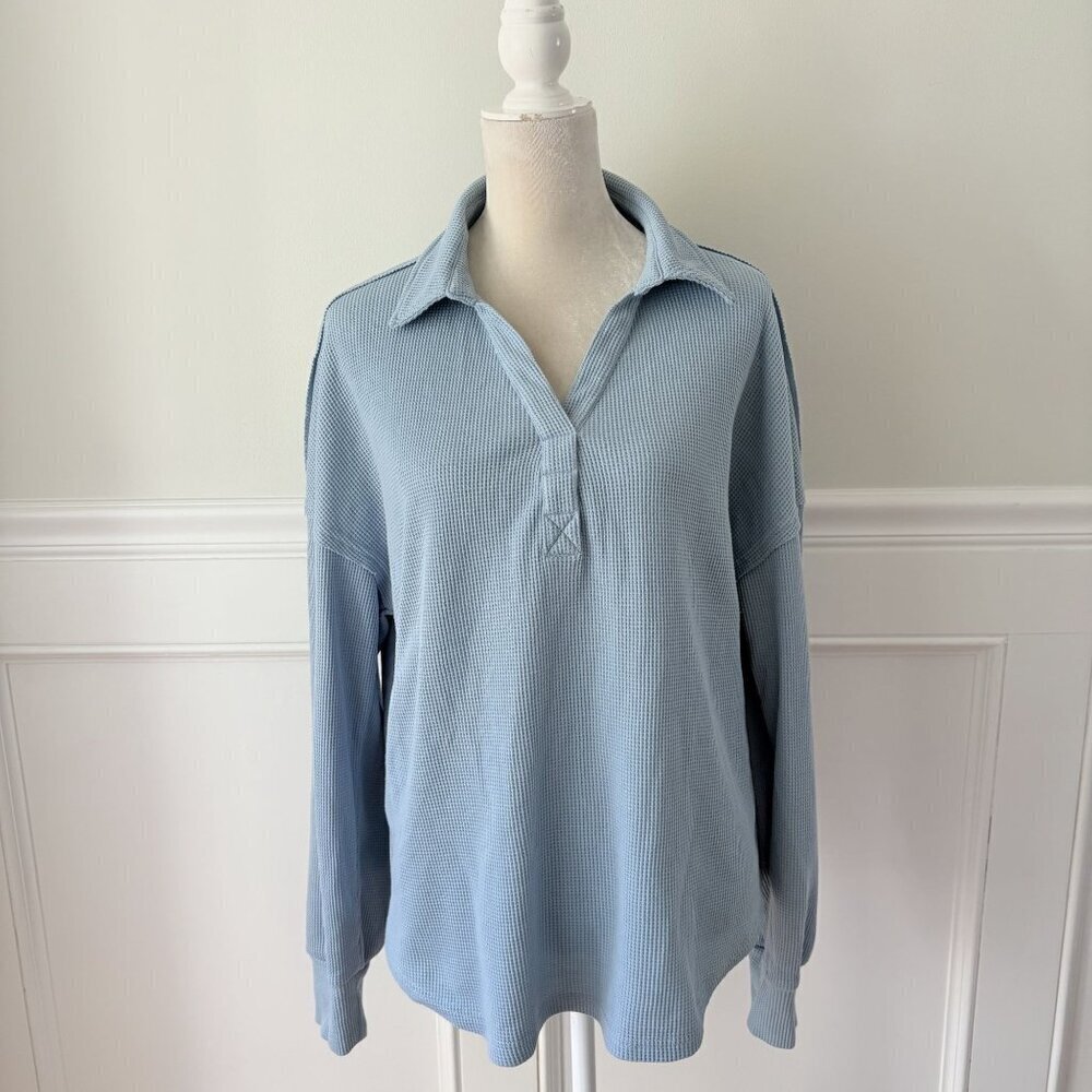 Blue Waffle Collared Pullover Excellent Condition - Picture 2 of 4